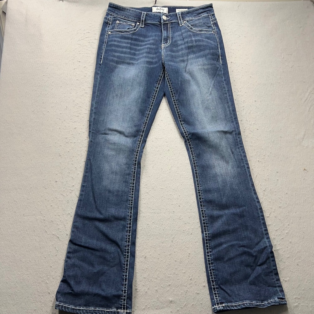 Daytrip Virgo Bootcut Jeans Womens 31XL Dark Wash Contrast Stitch Embroidered